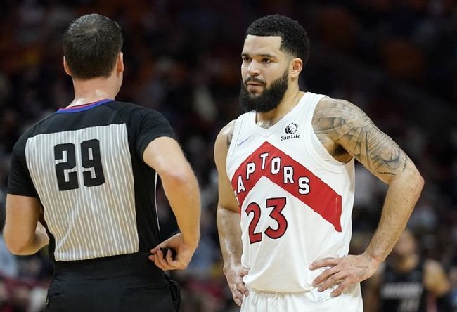 对于球迷和 对于球迷和