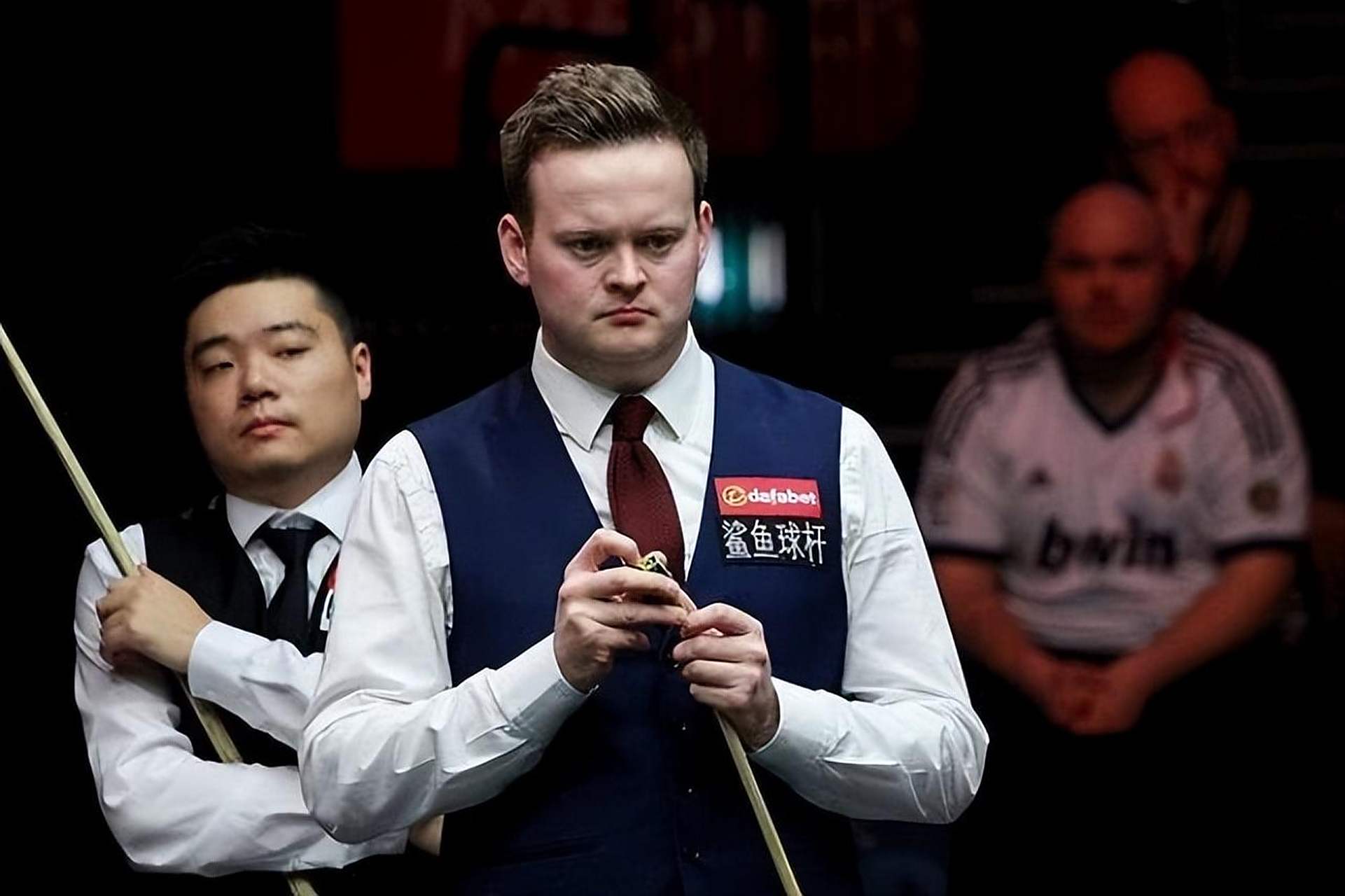 首次展示自 首次展示自