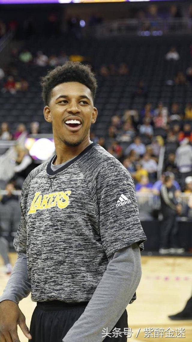 密集防守 密集防守